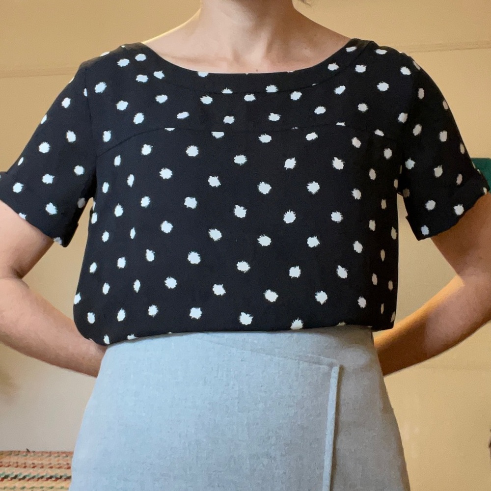 LOFT Black & white blouse